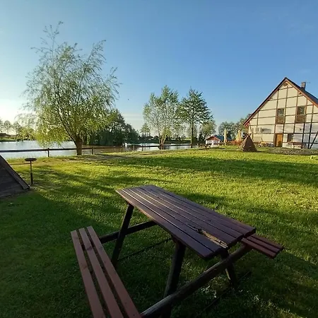 Restauracja Teo 宾馆 Cieszkow